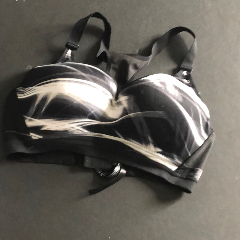 Victoria secret sports bra